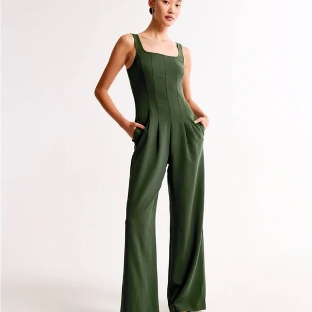 NWT Abercrombie Elegant Green Jumpsuit